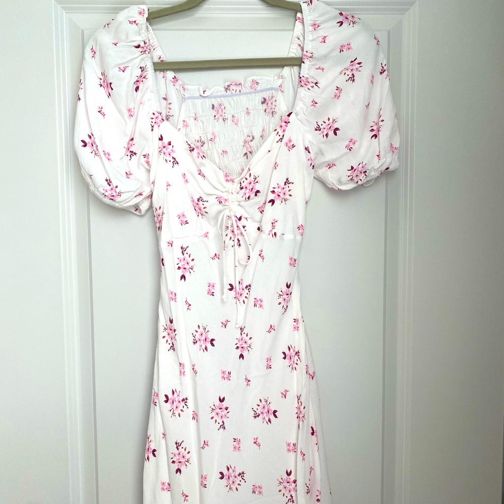 Cotton Candy LA: Mini dress w/ Puff Sleeves